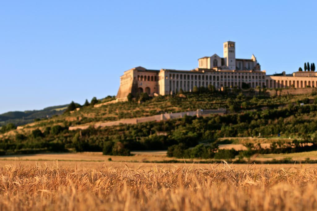 Hotel La Casina Colorata Assisi Exterior foto