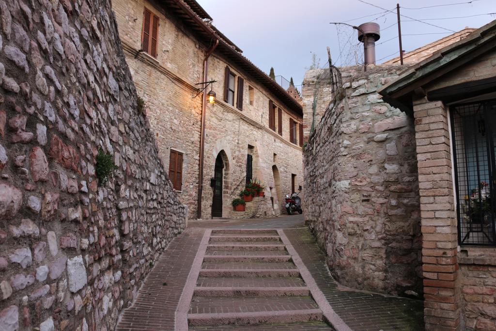 Hotel La Casina Colorata Assisi Exterior foto